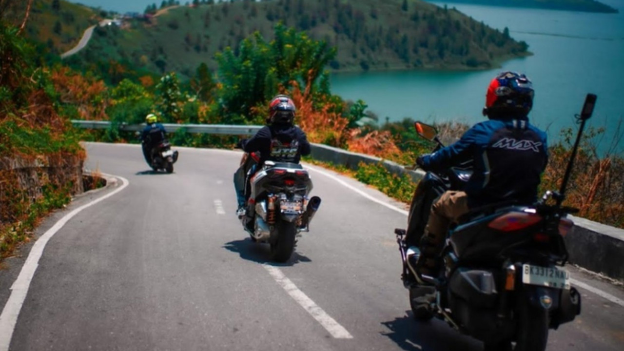 MAXi Tour Boemi Nusantara Etape Perdana, Sensasi Touring dan Wisata di 11 Destinasi Sumatera Utara