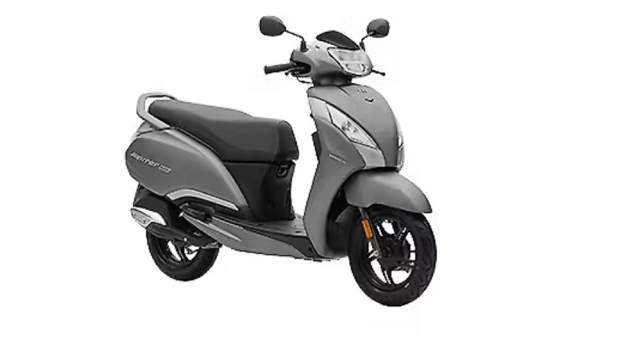 Skutik Keluarga Paling Praktis! TVS Jupiter 125 Bikin Activa Ketar-Ketir, Bagasi Segede Ini?