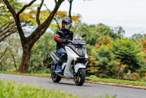 4.000 Orang Telah Mencicipi Motor Listrik Yamaha E01 di Indonesia