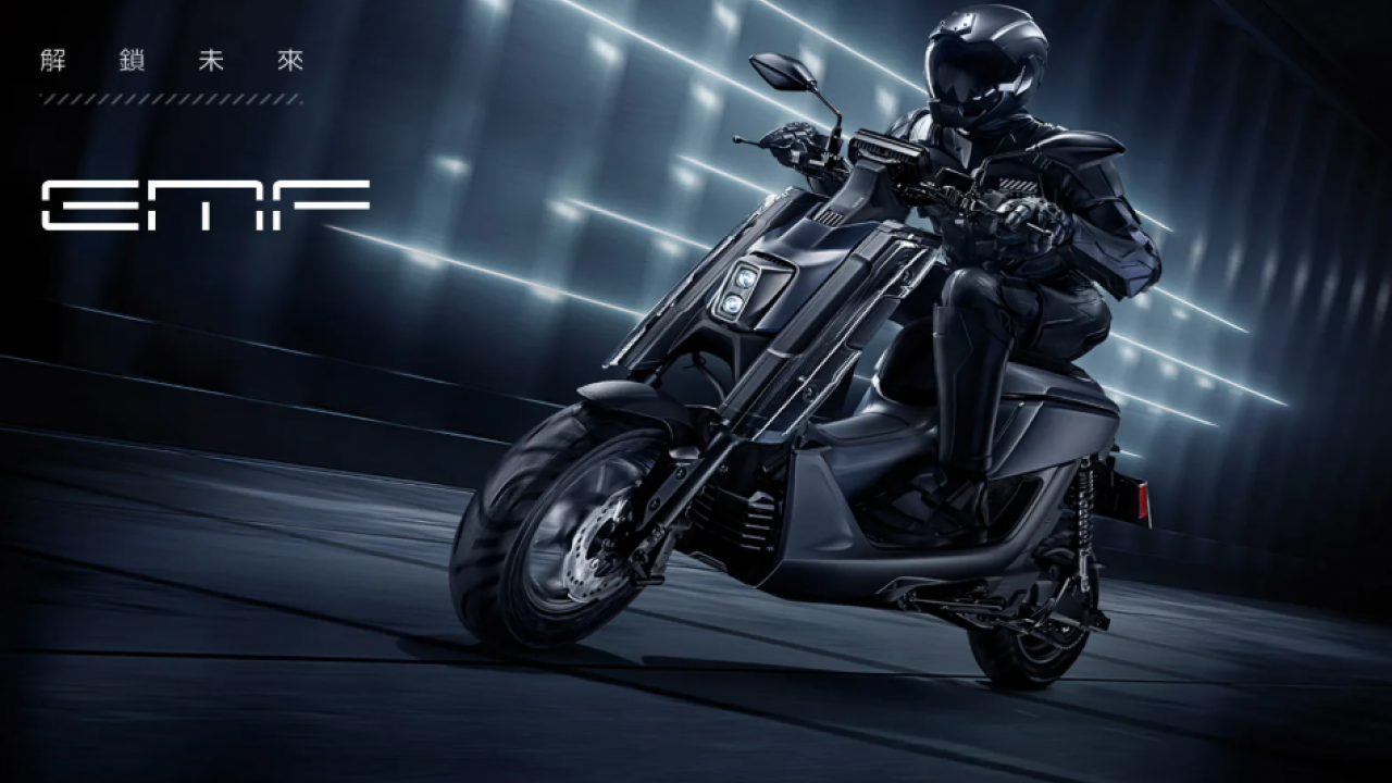 Bukan Skuter Listrik Biasa, Yamaha EMF 2026 Punya Desain Agresif Bergaya Robot Tempur