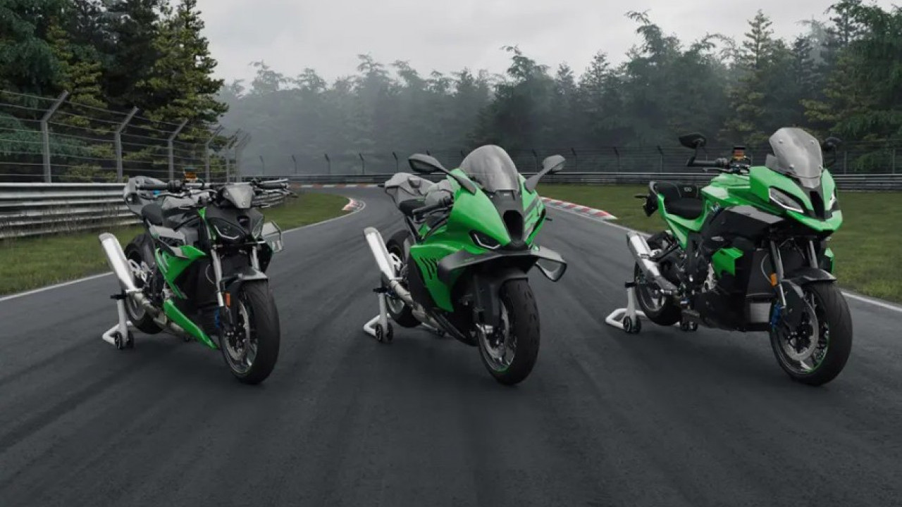 BMW Motorrad Luncurkan M 1000 RR, R, dan XR Edisi Spesial 'Nürburgring', Cuma Ada 100 Unit!