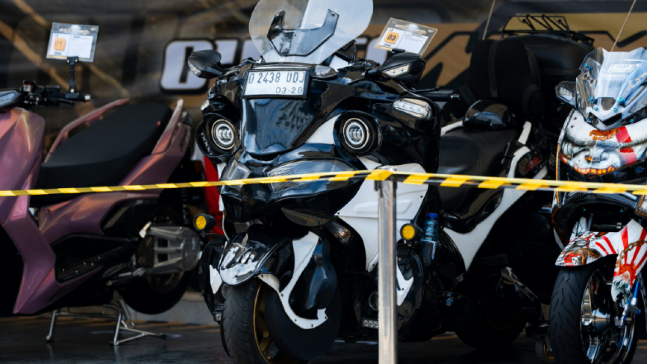Karya Modifikasi Unik Yamaha XMAX Curi Perhatian di CustoMAXi 2025 Bandung