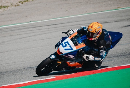 Aldi Satya Mahendra Cuma Kalah 0,007 Detik di Race 1 WorldSSP300 Misano! 