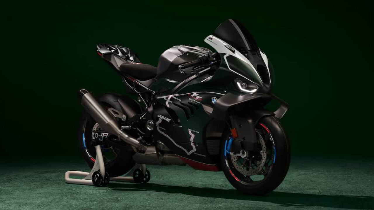 Hanya Diproduksi 115 Unit, BMW Motorrad Luncurkan M 1000 RR Edisi Isle of Man TT 2026