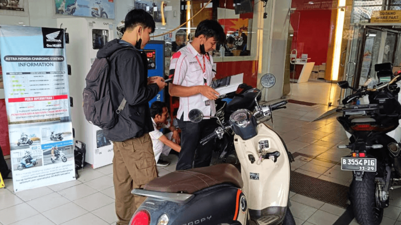 Promo 'MEIRIAH' AHASS Jakarta - Tangerang, Servis Motor Matic Honda Diskon Sampai 25 Persen