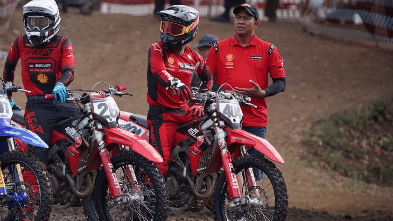 M. Zidane dan Diva Ismayana Bikin Kejutan di Kualifikasi FMSCT Thailand Motocross 2026 Round 6