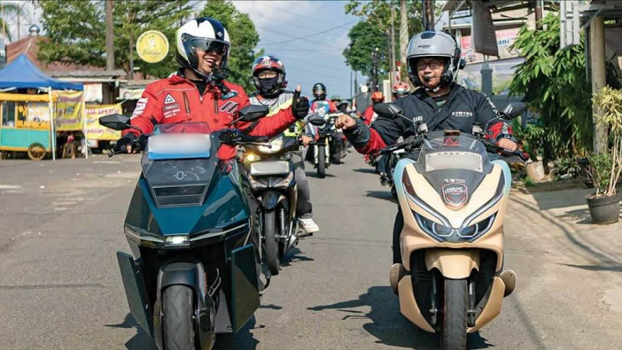 GIVI Indonesia dan RYDR Bawa Semangat Kemerdekaan Lewat Fun Riding Bersama Komunitas Motor