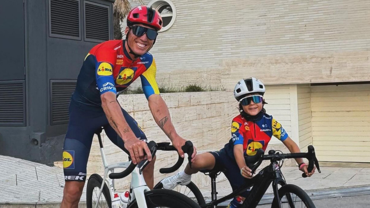 Aleix Espargaro Beberkan Alasan Honda Larang Dirinya Terlalu Fokus pada Balap Sepeda