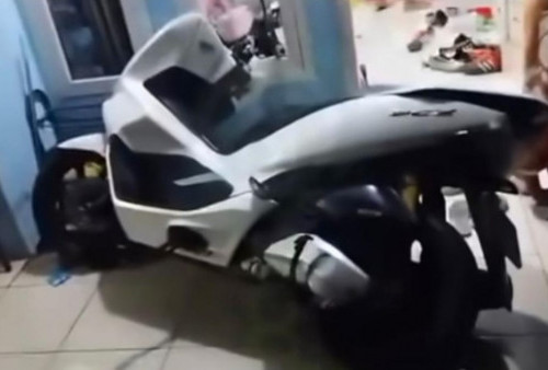 Viral! Ojol di Depok Tendang Motor PCX Customer Karena Kesal Susah Temukan Alamatnya