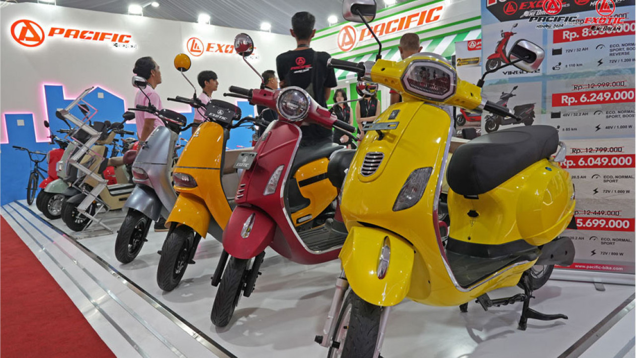 Mau Beralih dari Motor Bensin? Ini Pilihan 6 Motor Listrik di Bawah Rp10 Juta