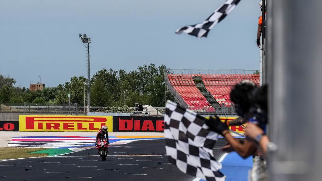 Nicolo Bulega Cetak Hat-Trick Ketujuh Usai Menang Race 2 WorldSBK Misano 2026
