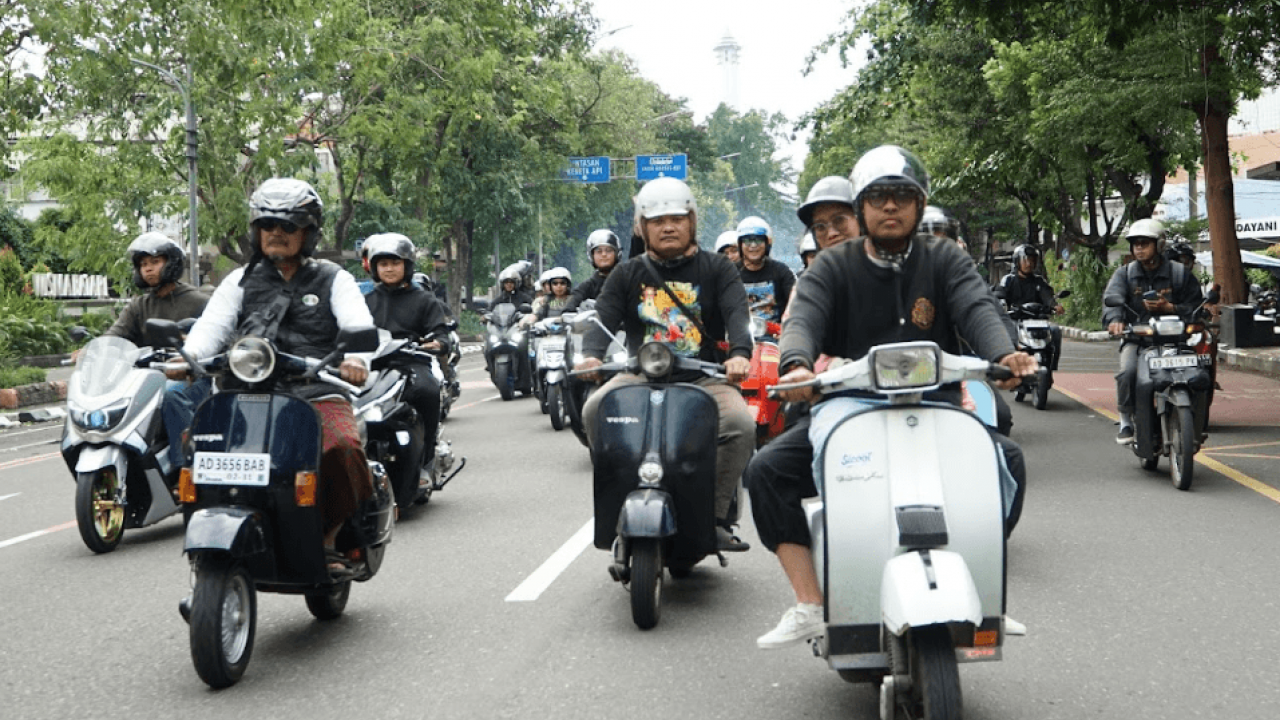 Bukberide, IPONE Ajak Ratusan Bikers Riding Bareng Sambil Perkenalkan Pelumas Baru