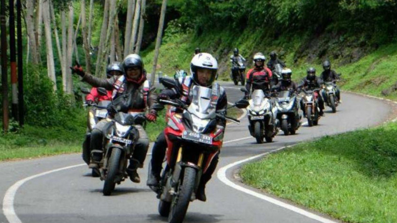 Walau Mahal, Motor Touring Tetap Laris Keras? Ini Alasan Mengejutkannya