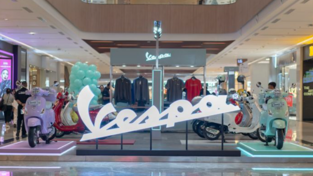 Piaggio Indonesia Gelar Vespa Exhibition di Bintaro, Banyak Promo Menggoda!