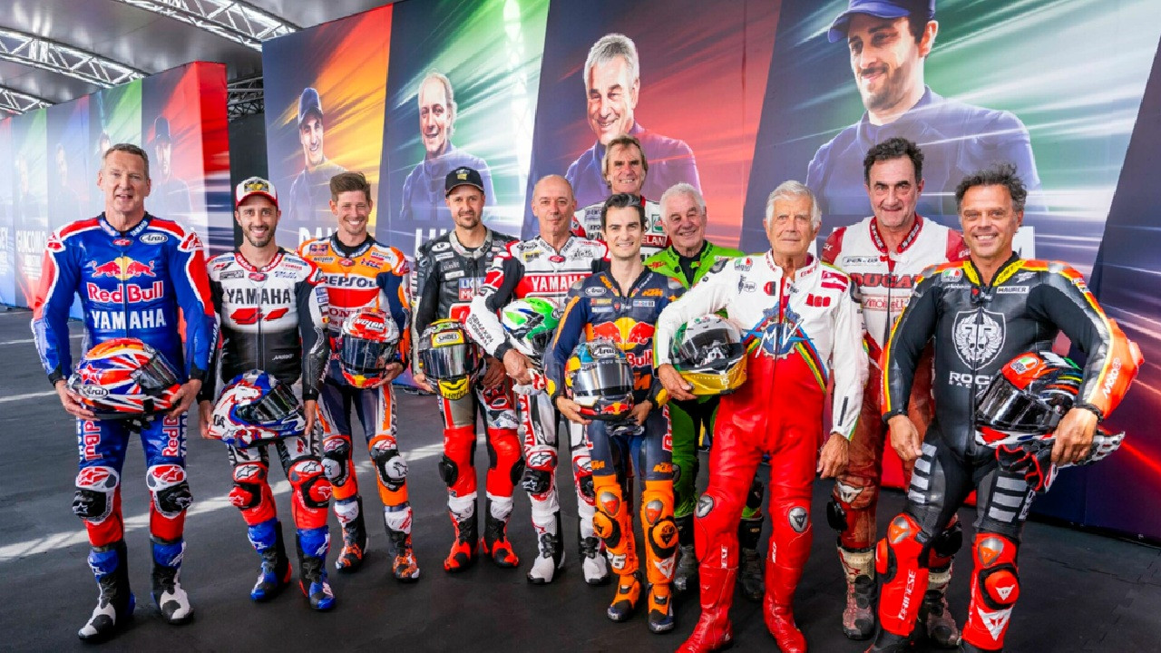 Rossi Tidak Muncul di Parade MotoGP Austria 2025 Kemarin, Netizen Ramai Berspekulasi