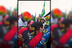 Pelukan Emas 2 Juara Dunia antara Marc Marquez dan Diogo Moreira