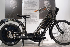 Motor Pertama di Indonesia: Hildebrand & Wolfmuller 1893