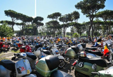 Roma Jadi Lautan Skuter! Ribuan Vespisti Tumplek Blek di Perayaan 80 Tahun Vespa