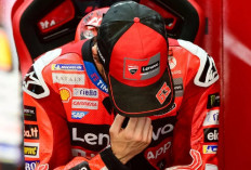 Hasil Buruk di MotoGP Australia 2025 Bikin Pecco Bagnaia Frustrasi, Pilih Jatuh daripada Finis Paling Akhir