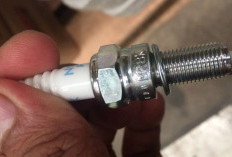 Jangan Pernah Copot Ring Busi, Ini Risiko Fatal yang Bisa Terjadi pada Mesin Motor Kamu