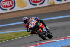 Rinaldi Ungguli Petrucci di FP3 WorldSBK Magny-Cours yang Penuh Drama Hujan