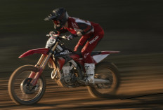 Ducati Desmo450 MX Factory Resmi Diperkenalkan: Bobot Makin Enteng, Tenaga Lebih Liar!