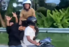 Viral Naik Motor Honda BeAT Bonceng 4 Sambil Joget Berujung Ditangkap Polisi! Kenali Bahayanya