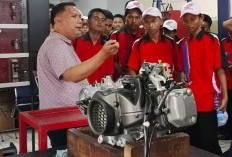 Kunjungi MDTC Wahana, Ratusan Siswa SMK Belajar Teknologi dan Standar Kerja Teknisi Honda