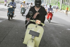 Klasik Abis! Alasan Vincent Rompies Jatuh Hati pada Motor Retro dan Vespa!