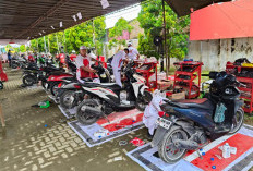 Honda Beri Bantuan Servis Motor Gratis dan Sembako untuk Korban Bencana Sumatera