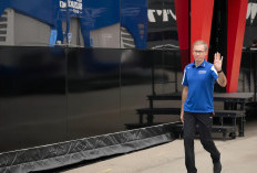 Akhiri Pengabdian 30 Tahun, Lin Jarvis Resmi Pamit dari Yamaha MotoGP