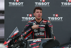 Usai Insiden di Mandalika, Marco Bezzecchi Dapat Hukuman 'Double Long Lap' di MotoGP Australia 2025