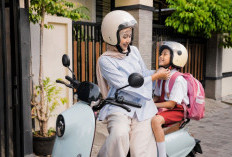 5 Rekomendasi Motor Listrik Buat Perempuan, Cocok Dipakai Antar Jemput Anak Sekolah!
