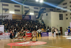 Pembukaan Honda DBL 2025 di GOR Garuda Jember Berlangsung Meriah, Diwarnai Parade dan Hiburan Seru