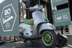 Vespa Edizione Ottantesimo Berbasis GTS 310, Skuter Edisi Terbatas Perayaan 80 Tahun