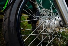 JANGAN KEBLINDING PRAKTIS! Cairan Anti Bocor Ban Motor Ternyata 'Racun' Silent Killer buat Velg & Dompet Kamu! Bikers Wajib Baca!