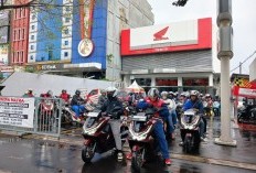 Puluhan Anggota Komunitas Honda Rasakan Keunggulan New Honda PCX 160 Melalui Kegiatan Rolling City