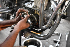 Bukan Cuma Bensin, Ini Faktor Lain Penyebab Mesin Motor Ngelitik