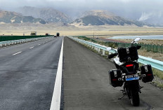 Roman Nedielka Touring Keliling Dunia dengan Motor Listrik, Ada Apa Saja di Bagasinya?